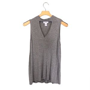 Carmen Marc Valvo Gray Cut Out Mock Turtleneck Sleeveless Knit Top Small